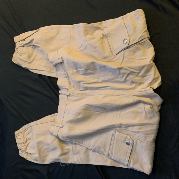 cargo pants - Picture 2 of 3